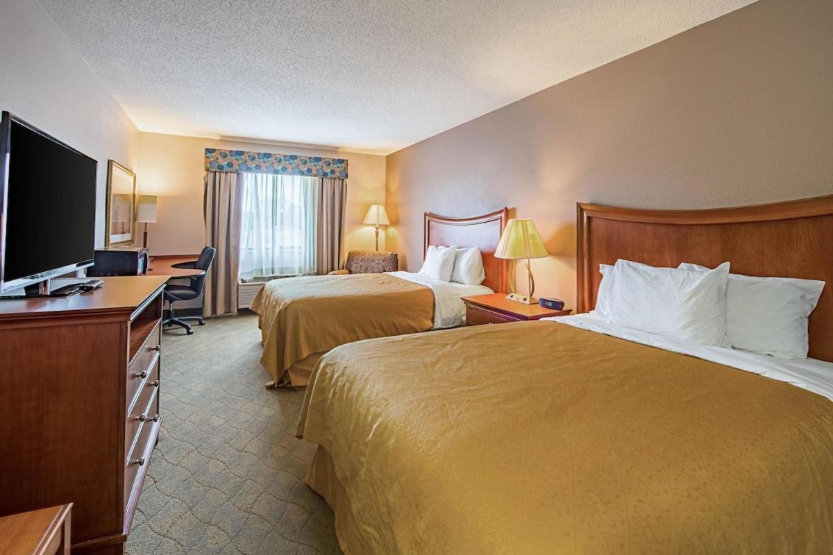 Royal Inn Suites Huntington Exterior foto